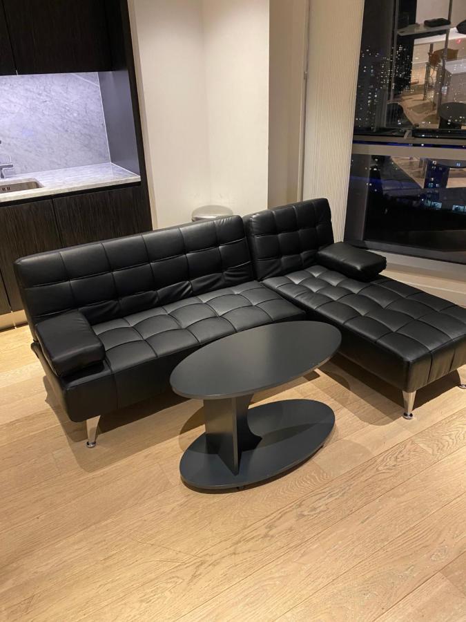 Luxury Canary Wharf One Bedroom Apartment In The Heart Of Лондон Екстериор снимка